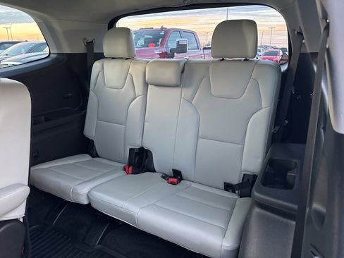 Used 2021 Kia Telluride S image 23