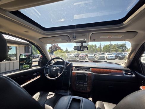 Used 2008 Chevrolet Silverado 2500 LTZ w/ Sun And Navigation Package image 10