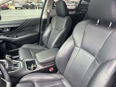 Used 2024 Subaru Legacy Limited image 5
