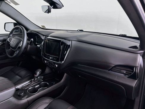 Used 2023 Chevrolet Traverse RS AWD/4WD image 31