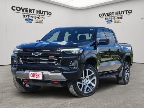 Used 2024 Chevrolet Colorado Z71 w/ Z71 Convenience Package 2 AWD/4WD image 1