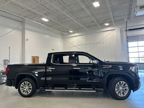 Used 2024 GMC Sierra 1500 Denali image 5