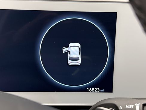Used 2024 Hyundai Ioniq 5 Limited AWD/4WD image 9