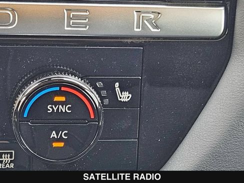 New 2026 Nissan Pathfinder SL FWD image 22