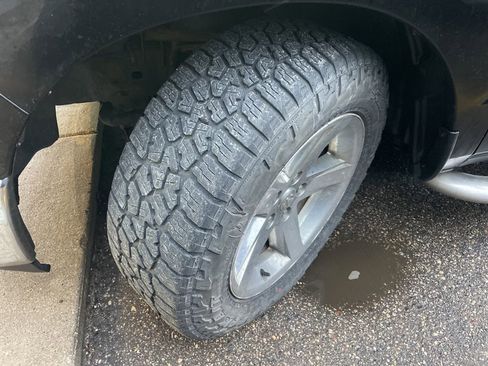 Used 2012 RAM 1500 Big Horn w/ Luxury Group image 7