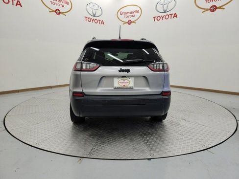 Used 2019 Jeep Cherokee Latitude Plus image 7