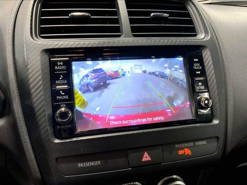 Used 2022 Mitsubishi Outlander Sport ES FWD image 27