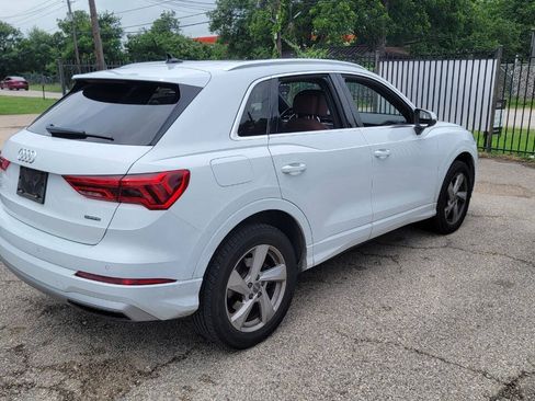 Used 2019 Audi Q3 2.0T Premium Plus w/ Premium Plus Package AWD/4WD image 5