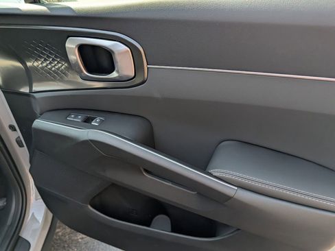 New 2026 Kia Sorento S FWD image 29