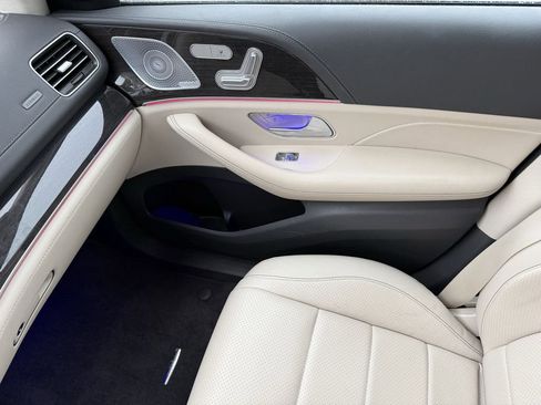 Used 2020 Mercedes-Benz GLE 450 4MATIC image 31