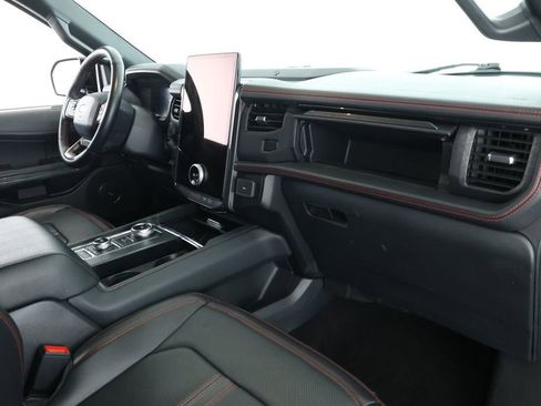 Used 2023 Ford Expedition Limited image 25