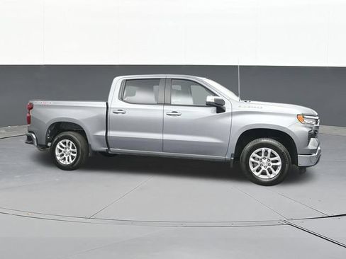 Used 2023 Chevrolet Silverado 1500 LT AWD/4WD image 17