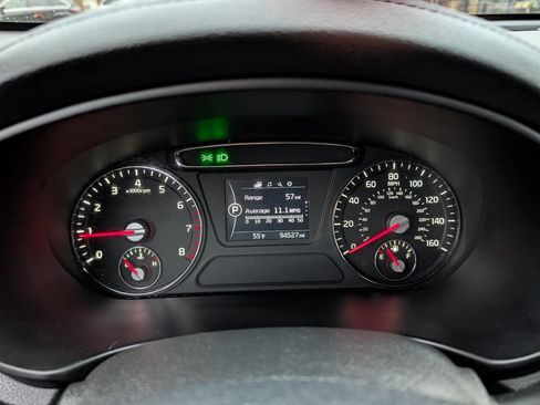 Used 2016 Kia Sorento FWD image 16