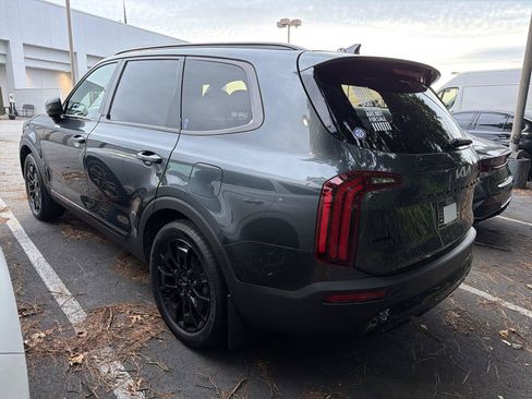 Used 2022 Kia Telluride EX w/ EX Premium Package AWD/4WD image 6