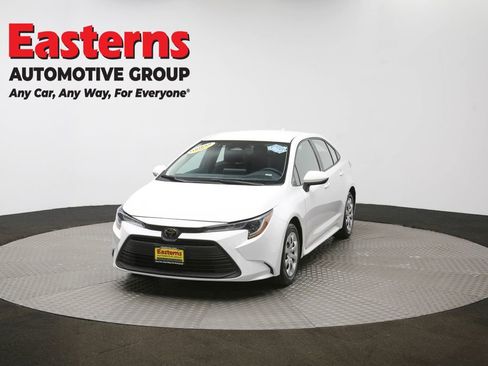 Used 2024 Toyota Corolla LE image 53