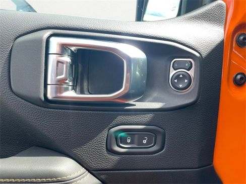 New 2025 Jeep Wrangler Unlimited Rubicon 392 image 17