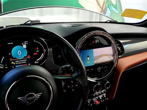 Used 2022 MINI Cooper S image 23