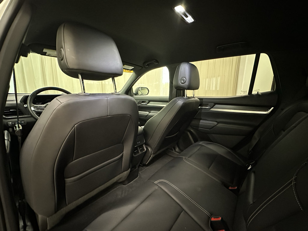 Certified 2026 GMC Terrain Elevation w/ Elevation Premium Package FWD image 21
