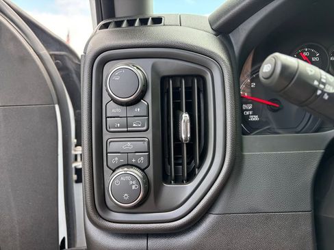 Used 2024 Chevrolet Silverado 1500 Custom w/ Dark Appearance Package AWD/4WD image 20