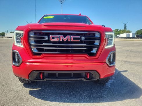 Used 2021 GMC Sierra 1500 AT4 w/ AT4 Preferred Package AWD/4WD image 3