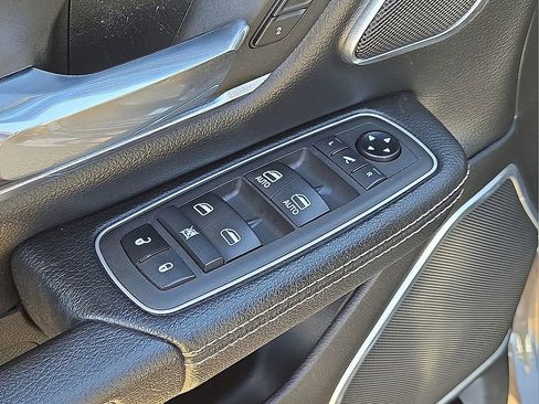 Used 2021 RAM 1500 Laramie image 22