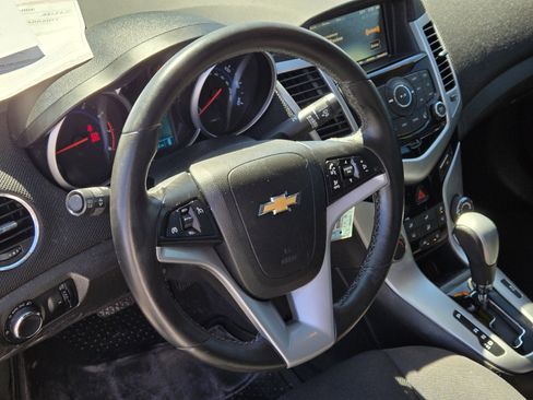 Used 2013 Chevrolet Cruze LT w/ Technology Package image 15