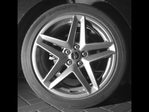 Used 2024 Ford Mustang Coupe RWD image 11