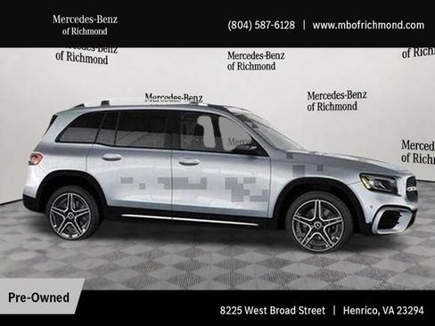 Used 2025 Mercedes-Benz GLB 250 4MATIC image 14