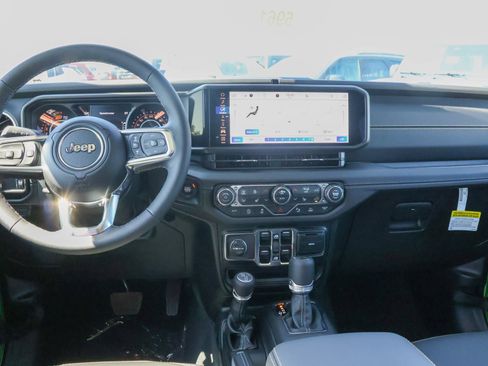 New 2026 Jeep Wrangler Unlimited Sahara AWD/4WD image 16