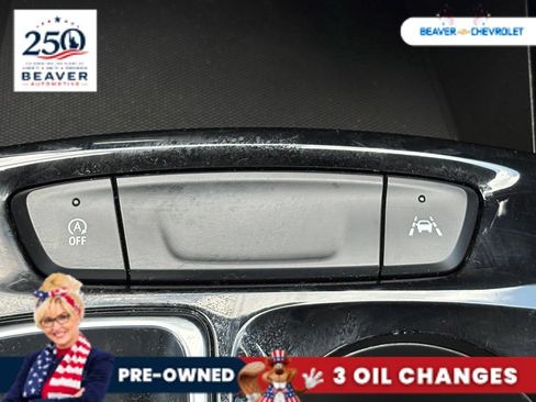 Used 2025 Chevrolet Trax LT FWD image 22