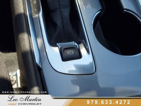 Used 2024 Chevrolet Malibu LT FWD image 26