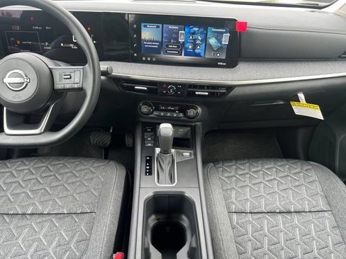 New 2026 Nissan Kicks SV FWD image 4