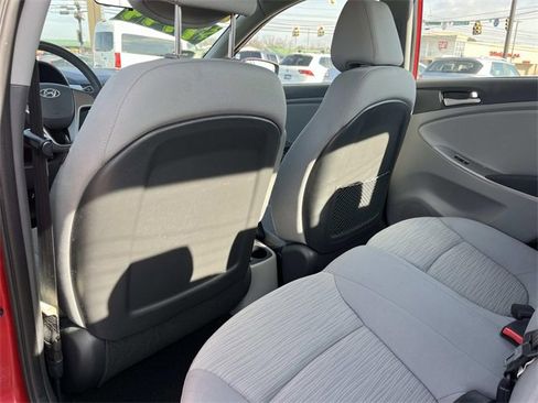 Used 2017 Hyundai Accent SE image 18