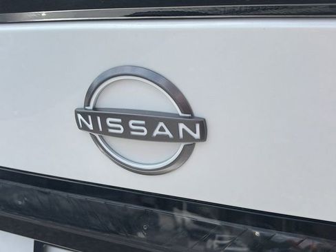 New 2026 Nissan Sentra SR w/ SR Premium Package image 32