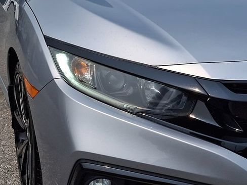 Used 2020 Honda Civic Sport image 9