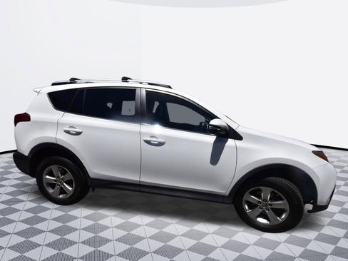 Used 2015 Toyota RAV4 XLE FWD image 2