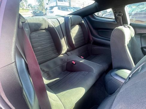 Used 2016 Ford Mustang Coupe RWD image 13