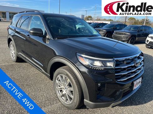 New 2026 Ford Explorer Active w/ Active Comfort Package image 1