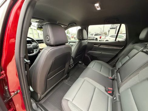 New 2026 GMC Terrain AT4 w/ LPO, Floor Liner Package AWD/4WD image 27