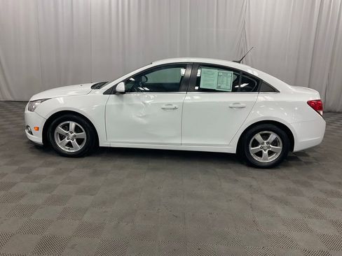 Used 2014 Chevrolet Cruze LT image 13