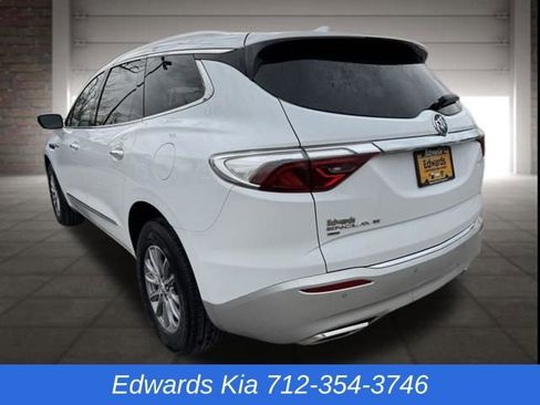 Used 2024 Buick Enclave Premium image 6