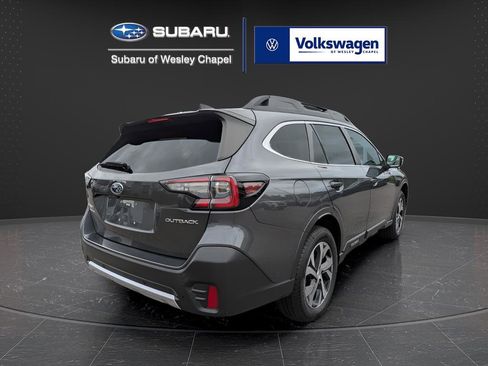 Used 2020 Subaru Outback Limited AWD/4WD image 5