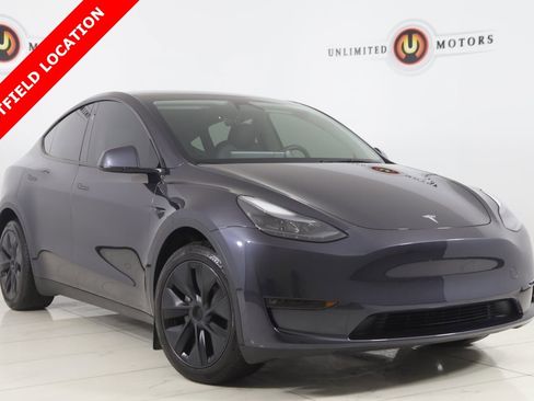 Used 2025 Tesla Model Y Long Range image 1