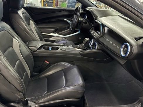 Used 2019 Chevrolet Camaro LT image 17
