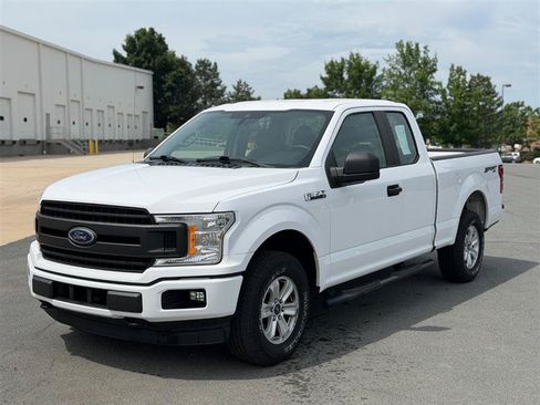 Used 2019 Ford F150 XL w/ Equipment Group 101A Mid AWD/4WD image 3