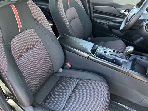 New 2026 Nissan Sentra SR w/ Floor Mat Package FWD image 13