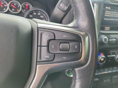 Used 2021 Chevrolet Silverado 1500 LT Trail Boss w/ Convenience Package II AWD/4WD image 28