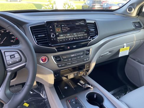 New 2026 Honda Ridgeline RTL image 28