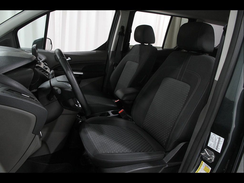 Used 2019 Ford Transit Connect XLT FWD image 5