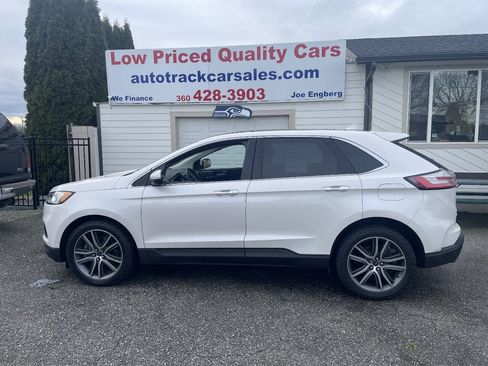 Used 2019 Ford Edge Titanium w/ Cold Weather Package AWD/4WD image 2